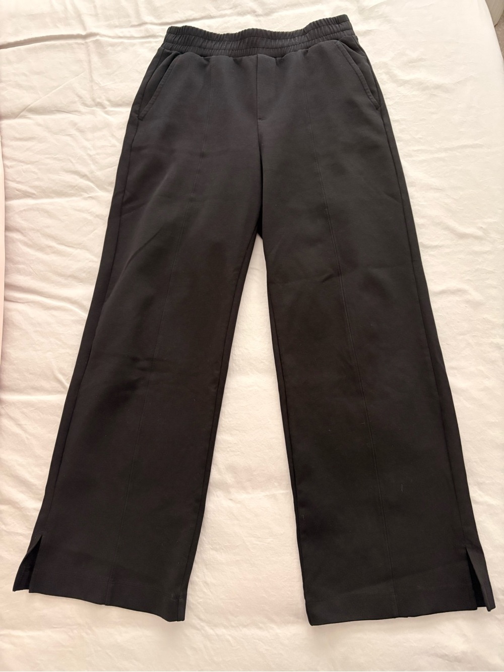 Old Navy Black Dynamic Fleece/Bounce Fleece Wide Leg Pants